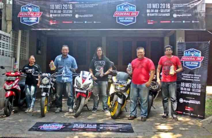 Pengendara Ojek Online Sentuh 1.000 km Pertama Dalam Federal Oil Daily Special Performance