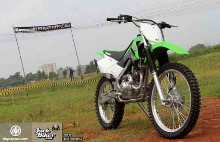 New Kawasaki KLX 150 Tanpa Lampu Depan-Belakang, Tampil Lebih Sporty