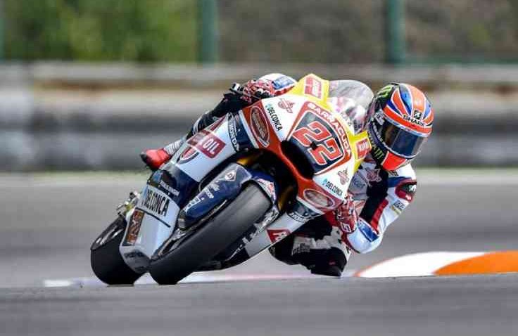Sam Lowes Taklukan Hujan, Podium 3 Moto2 Ceko