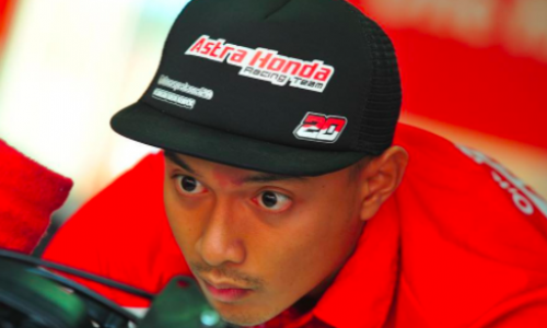Pebalap Indonesia Jajal Moto2 Bersama Pelumas Kebanggaan Indonesia 