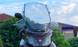 Guna Windshield Bagi Sepeda Motor,