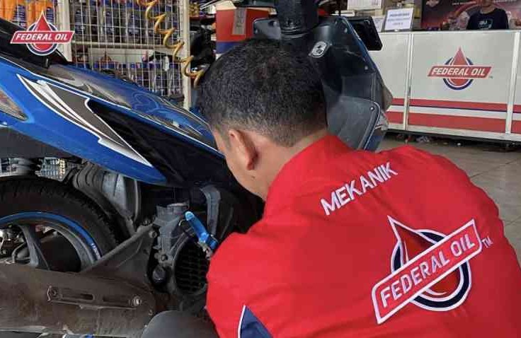 Dampak Buruk Oli Mesin Habis, Rutin Periksa Motormu Di Federal Oil™ Center